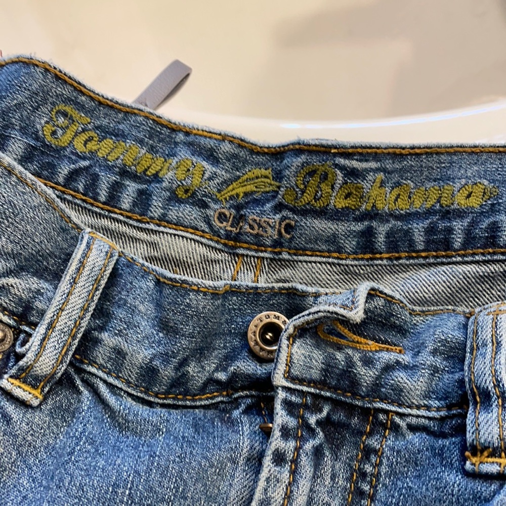 Tommy Bahama men’s jeans 32/30
